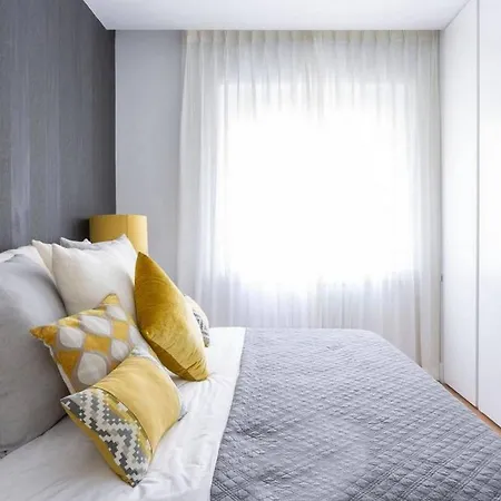 Lovely Stays شقة