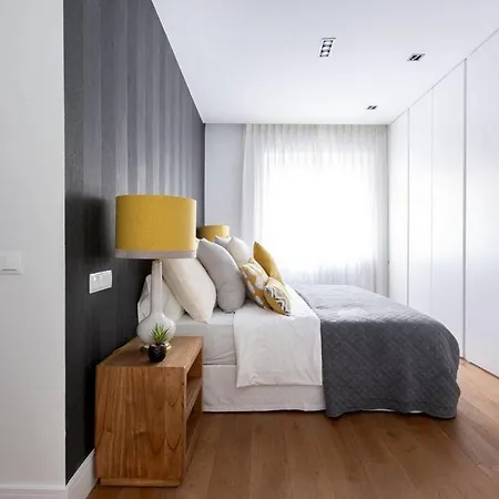 Lovely Stays Apartment *